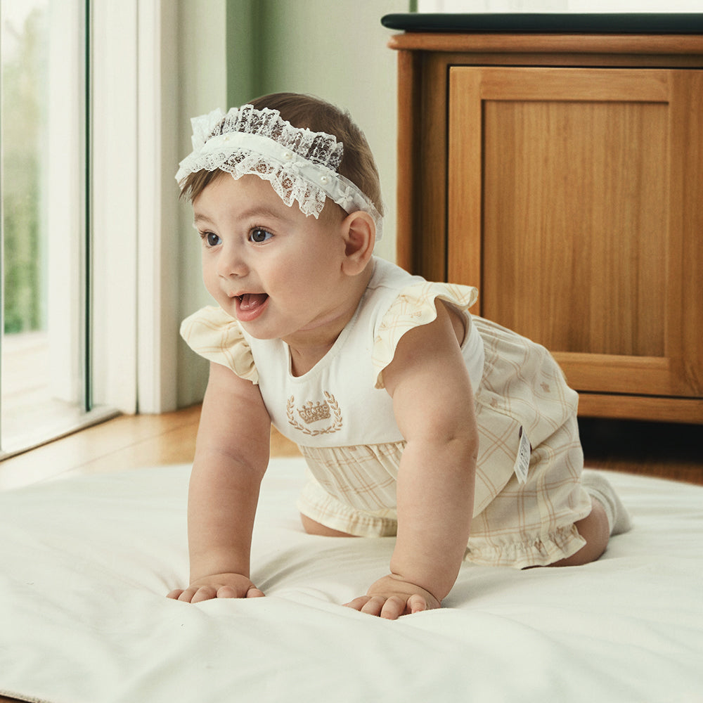 Baby romper with Crown Embroidery and Lace Details - Elegant and Comfortable for Special Occasions