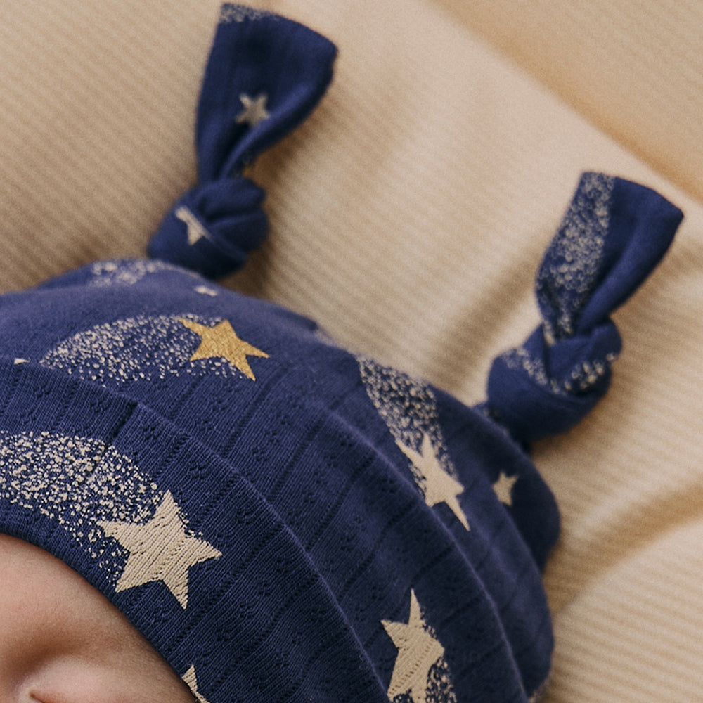 ⭐ Starry Night – Cotton Baby Knot Hat with Shooting Star Print