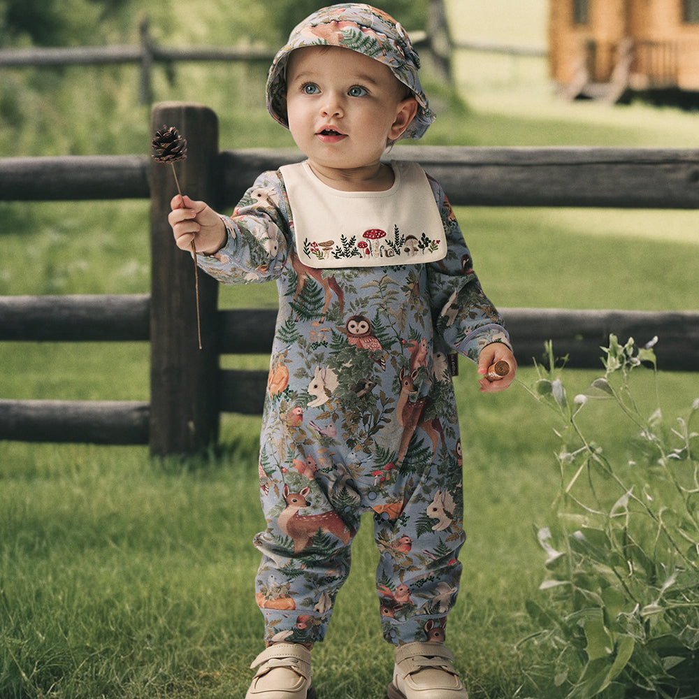 Pure childhood for baby - exquisite embroidery, comfort and care