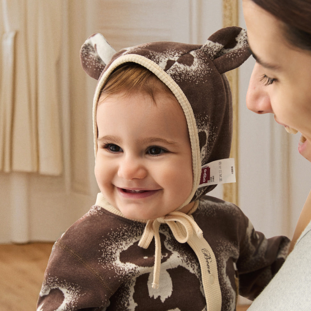 Waffle Knit Tie + Adjustable Fit + Baby Bear Hat