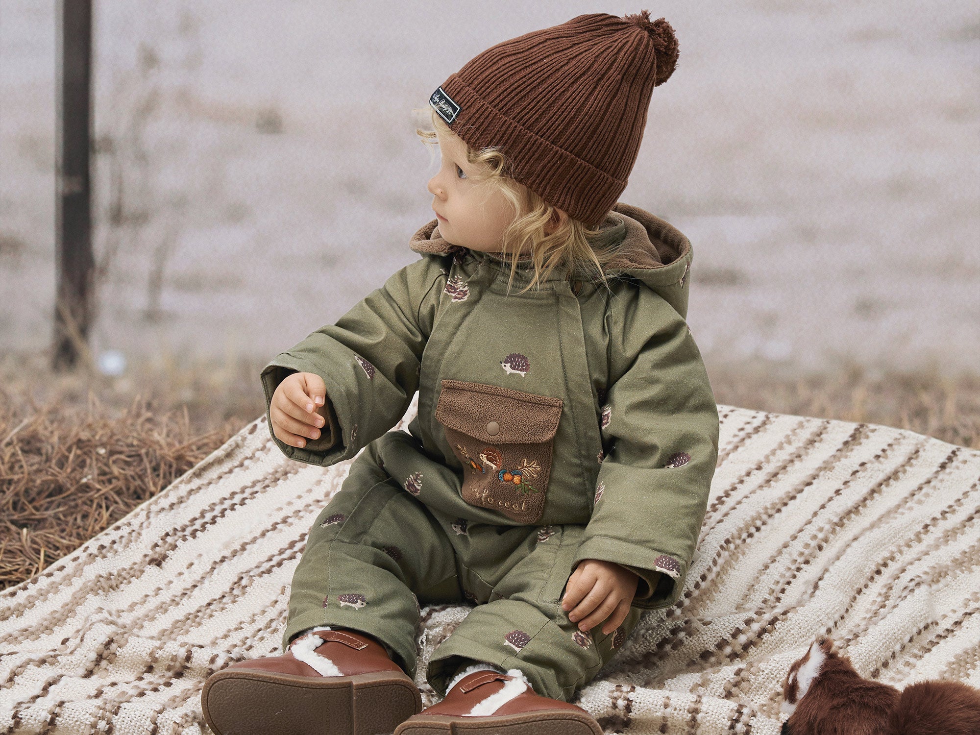 Cozy Hedgehog Winter Fleece-Lined Baby Snowsuit — Warm, Windproof & Easy-Clean One-Piece for Outdoor Play (0°C–15°C)