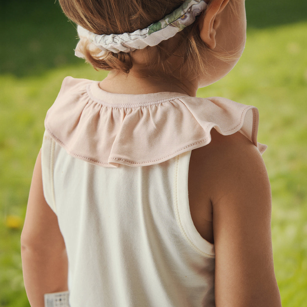 Baby Girl Swan Tank Top – Soft Cotton Sleeveless Shirt with Ruffle Collar |🦢🌸