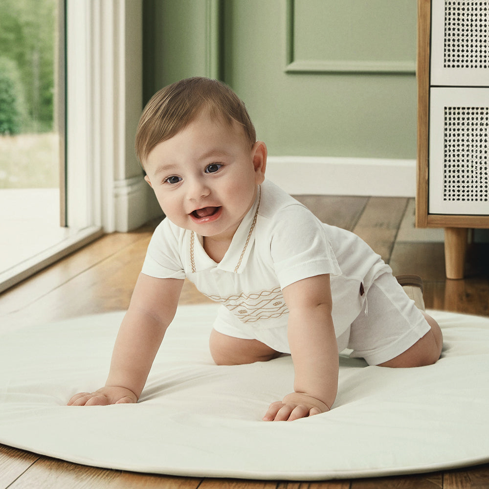 Embroidered Polo Collar romper in White (0mths-2yrs)