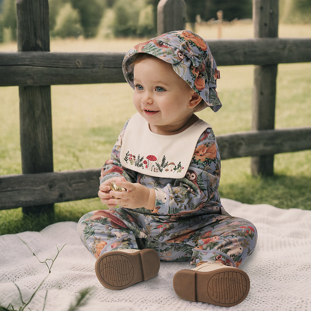 Pure childhood for baby - exquisite embroidery, comfort and care