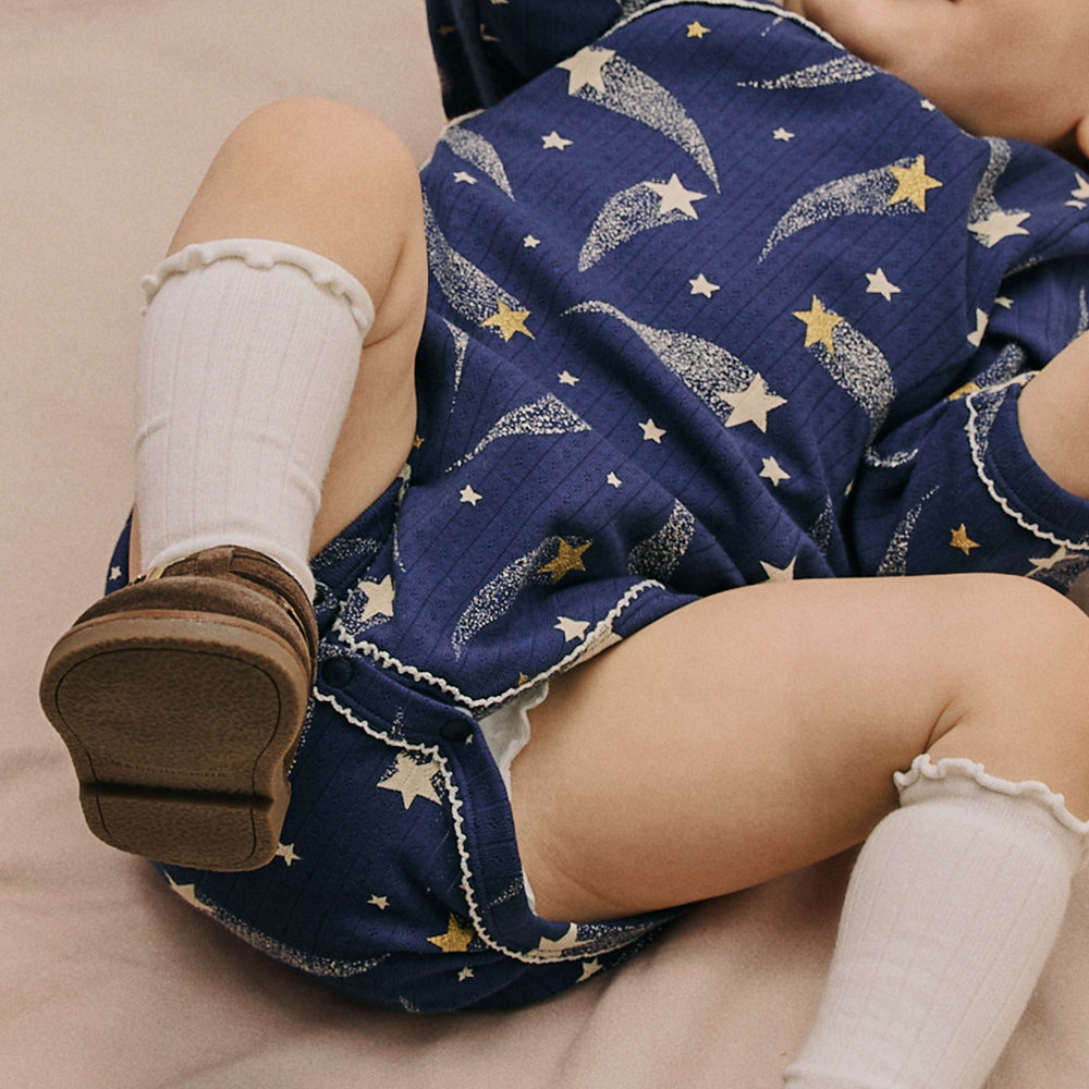 🌠 Starry Night – Cotton Baby Bodysuit with Shooting Star Print