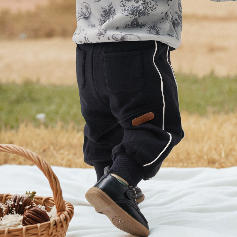 Baby & Toddler Fleece Jogger Pants – Cozy Sherpa Warmth, Easy Movement, and Everyday Durability | 15°C–20°C Perfect Wear