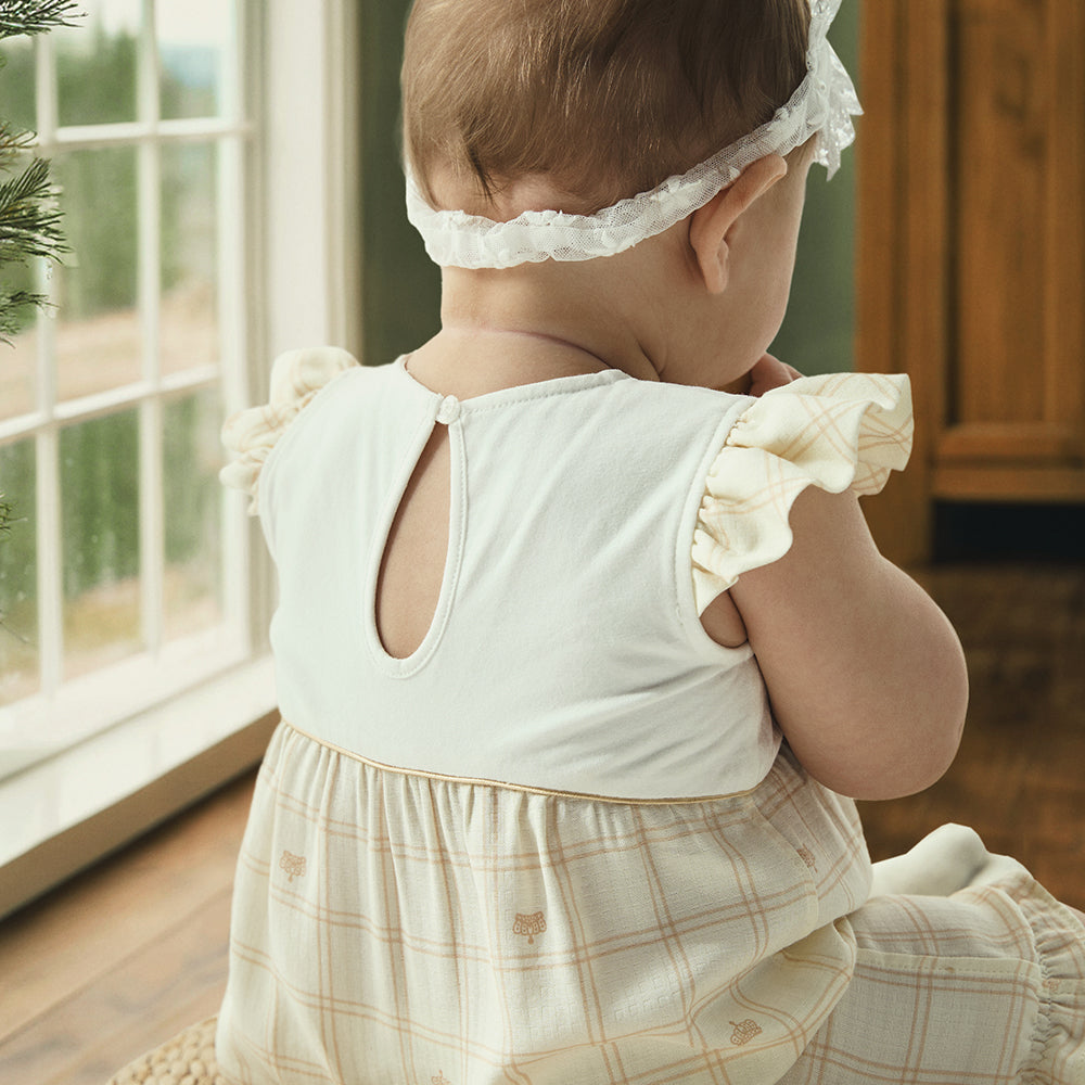 Baby romper with Crown Embroidery and Lace Details - Elegant and Comfortable for Special Occasions
