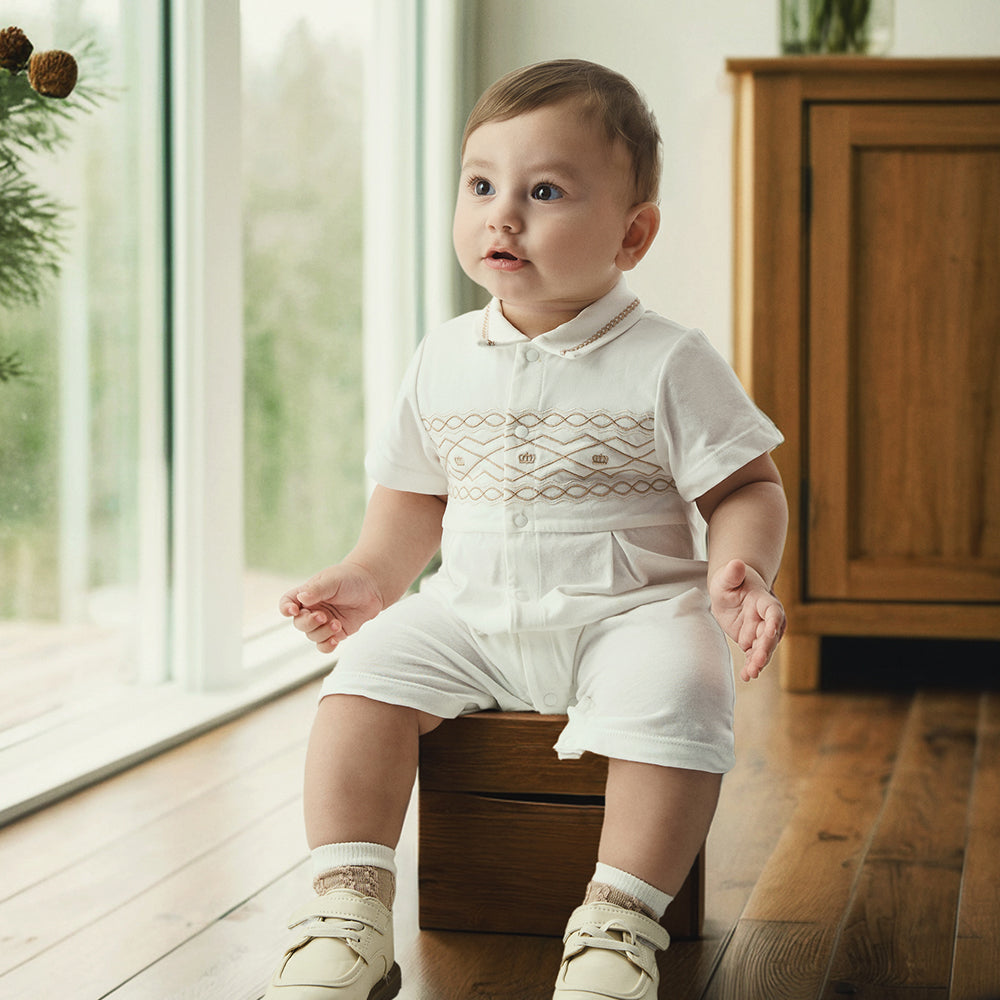 Embroidered Polo Collar romper in White (0mths-2yrs)