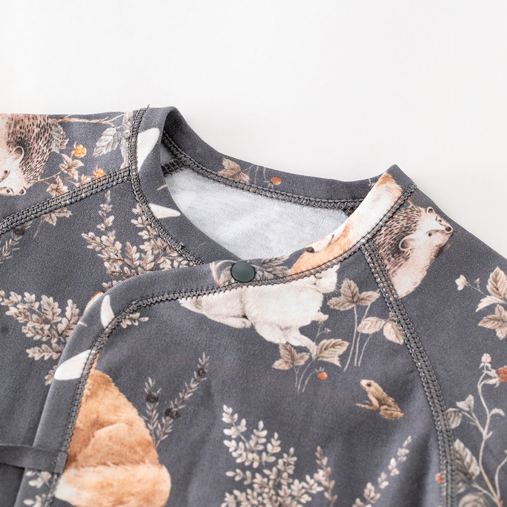Lamb Love Kimono Baby Top – Smart Design for Mess-Free Days