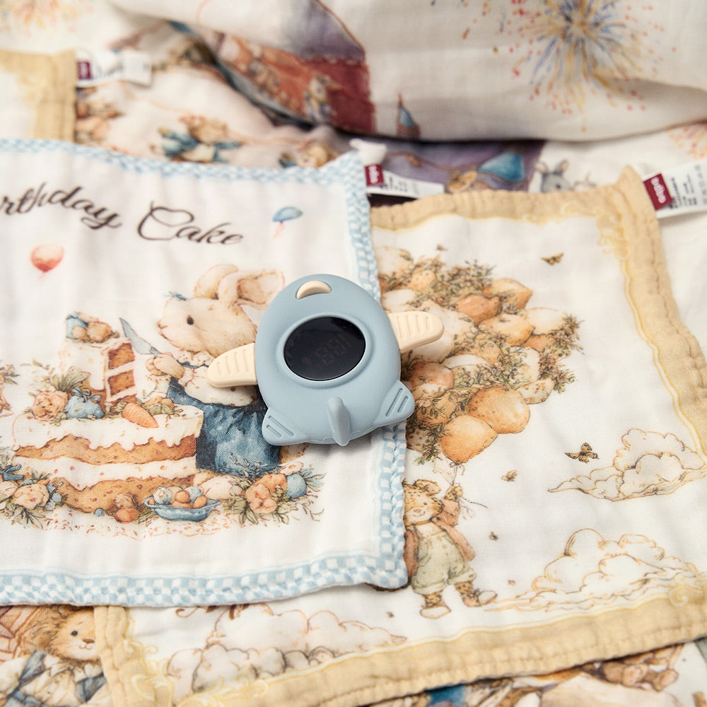 Baby Bath Gift Set (7-Piece) | Soft Cotton Towel & Bath Toy Bundle for Newborns & Toddlers