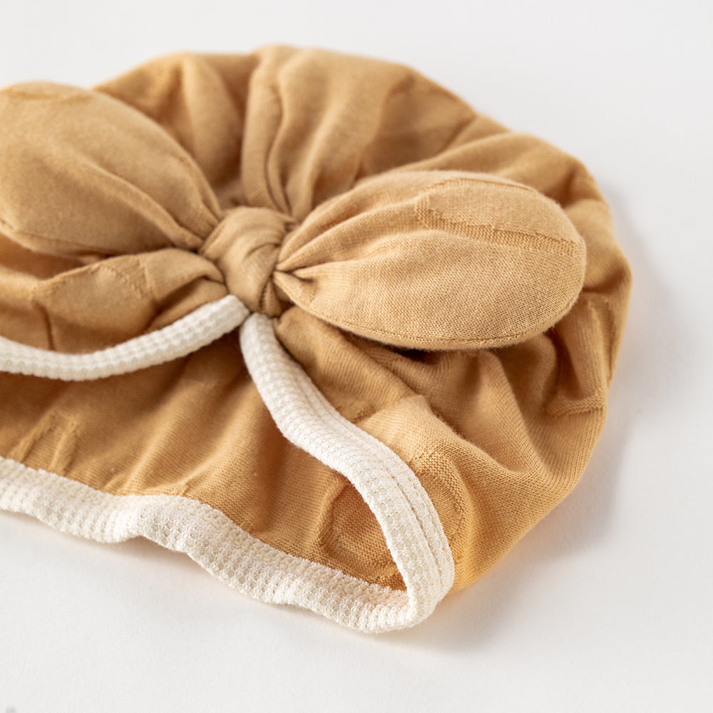 Charming Bow Headband: The Perfect Baby Accessory